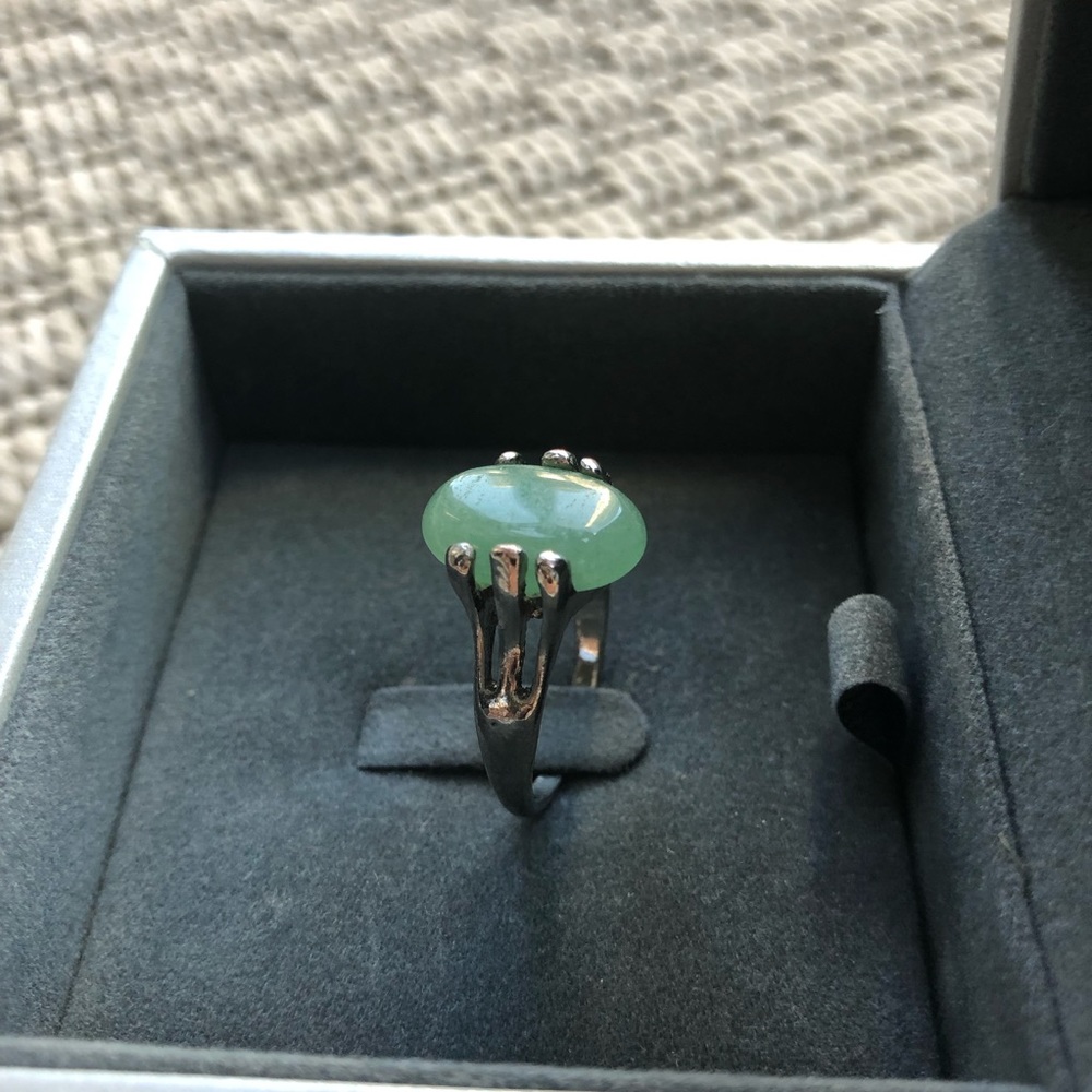 Ring - Picture 3 of 5